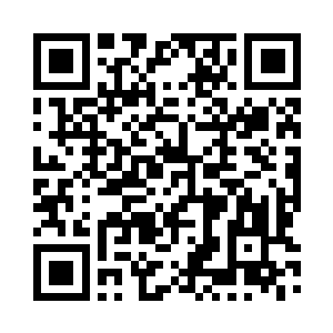 桃花眼瞟了瞟旁边的几个像狗仔的人二维码生成