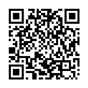 桌子上摆满了各种文件夹和处方条子二维码生成