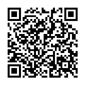 桐城县的数位学子端着酒杯向着朱平安走了过去二维码生成