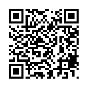 桑榆嘴角现出一抹恶作剧得逞后的俏皮笑容二维码生成