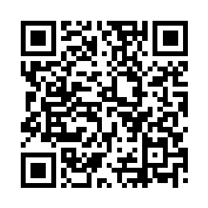 梁绯月看着他额头上不断掉下来的汗二维码生成