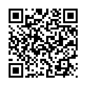 梅耶面带喜悦地出现在了雨果面前二维码生成