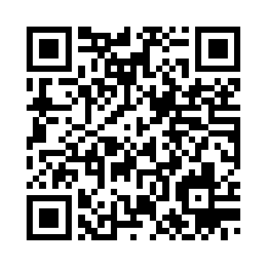 梓箐从对方压来的手掌中穿破而出二维码生成