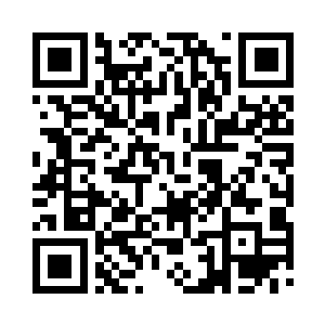 梓箐根据自己以前的游戏经验以及原主的记忆二维码生成