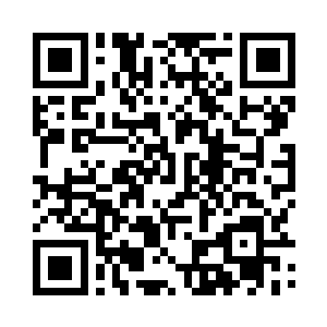 梓箐被对方牵着手信步走上一条田埂二维码生成