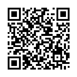 楚墨寒为自家娘子穿好鞋后站起身二维码生成