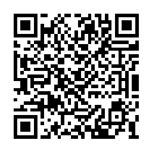 楚旬等人在对视一眼之后也紧跟在摩罗斯的身边二维码生成
