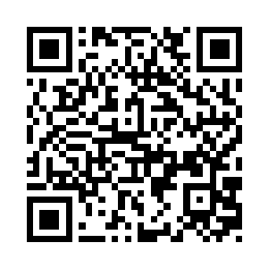 樱井秀子一脸怪异地把电话递给了叶秋二维码生成