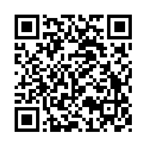 欢喜哥和所有客人们的好奇都被调动起来了二维码生成