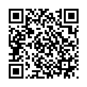 欧阳志远把手指放在周天鸿的手腕上二维码生成