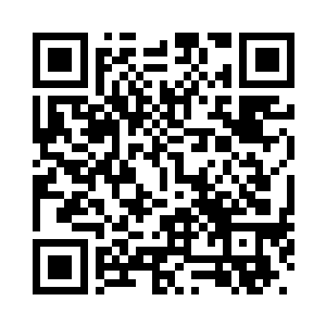 正举行着一场别开生面的篝火晚会二维码生成