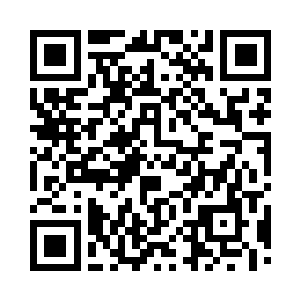 正在写字的凌菲被这突然的动静给吓了一跳二维码生成
