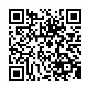 正在开车的皇甫耀阳推开腕上的手表二维码生成