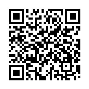 正在黄依得意洋洋想看章小红出丑的时候二维码生成