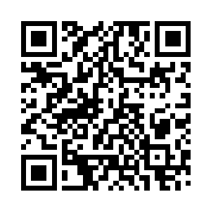 正好就从两名卡塔尔球员之间穿了过去二维码生成