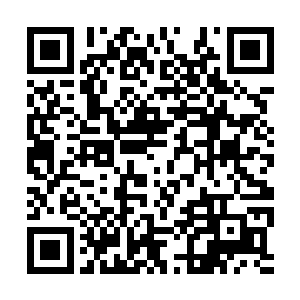 正好韩明月却是不用月却是不用受墨修尧限制的人二维码生成