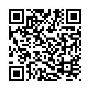 正对着他的是一扇黑墨大理石屏风二维码生成