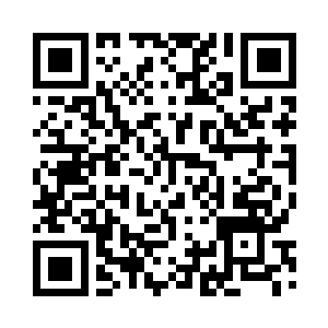 正是刚才在大街上的余家弟子与长老二维码生成