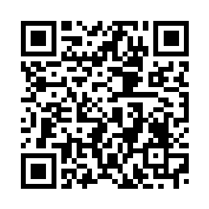 正看到卢雪施施然登上楼船的一幕二维码生成