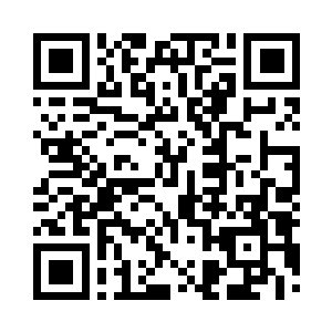 正看见顾青在方圆十几米的地方来回走动二维码生成