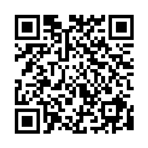 正站在离洞口两米多远的位置朝他咯咯的怪笑二维码生成