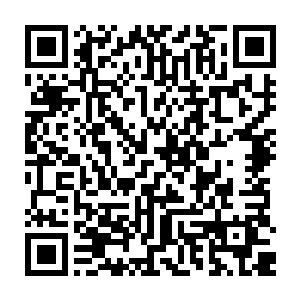 此刻严世蕃正在书房与罗龙文的小妾还有哪位在严党圈子里鼎鼎有名的女装书生二维码生成