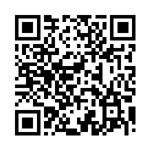 此刻依旧一副云淡风轻的抬头赏月状二维码生成