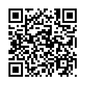 此刻有着一位几位老者朝着这边走来二维码生成