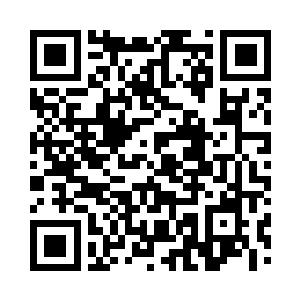 此刻正用手中的宝剑努力的挣脱着蛛网二维码生成