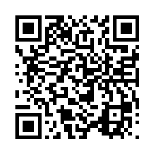 此刻的长老站在远处一下子就认出了苏凡二维码生成