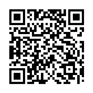 此刻苏凡的身子顿时出现在了龙叔的身边二维码生成