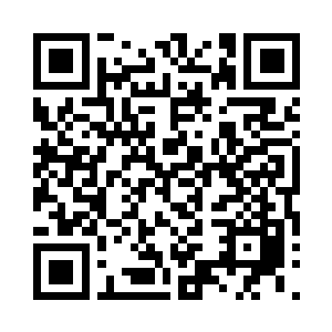 此时他们正手中举着狗仔协会的那块大牌二维码生成