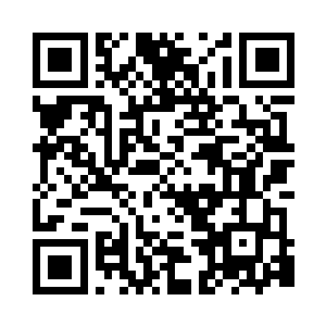 此时其中一名少年人正站在那儿素净地微笑二维码生成