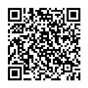 此时古灵的这一下就已经将古玉打的彻底站不起来了二维码生成
