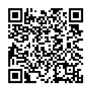 此时周围的能量都疯狂的朝着虚空之中的劫云上面涌去二维码生成
