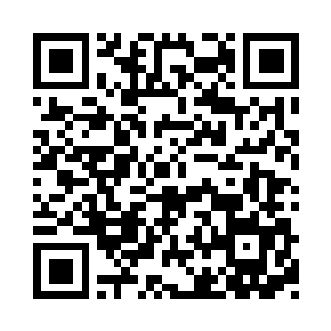 此时小吃街上的人来来往往根本就数不过来二维码生成