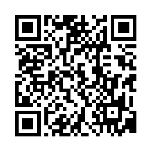 此时已被一群黑压压的人群给围的水泄不通二维码生成