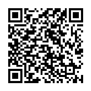 此时手中早又换回了那柄让贼人闻风丧胆的龙炎偃月刀二维码生成
