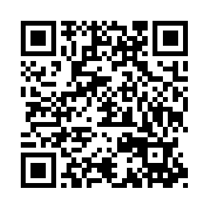 此时现场只剩下了赵纯良黄媛林思伊和叶芊芊二维码生成