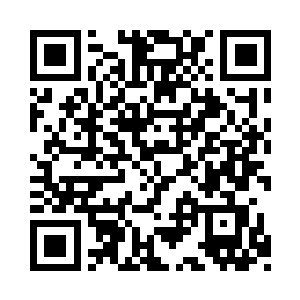 此时的符人左右双手中各自握着两个魔族修士二维码生成