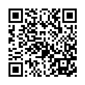 此时的维多丽亚脸上现出一抹诡异笑容二维码生成