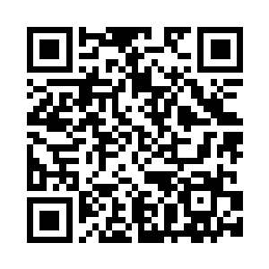 此时的罗卿卿被楚中元逼在了墙角二维码生成