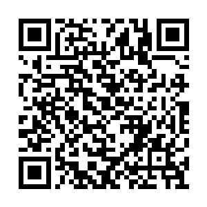 此时除了能利用小龙来迫使对面主动走过了以外二维码生成