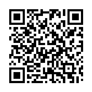 武冰用尽全力在身前轰出一道空间门户二维码生成