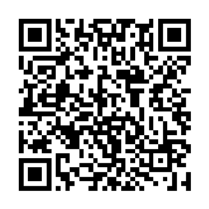 残破的医院里挤满了因缺少止痛药而惨叫不已的伤兵二维码生成