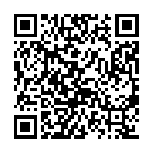 每个星系之内都有千百万可星球在缓缓地转动着二维码生成