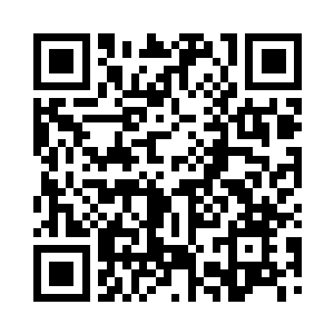 每到康王妃介绍一个人时便抬头看一眼二维码生成