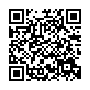 每头蛮族的身上都冒出一条极淡的红色雾状线二维码生成