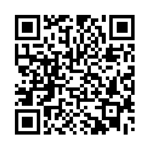 每隔一公里左右就又放下一辆车跟五六位女兵二维码生成