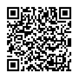 比如此时莫小鱼就在老市委家属院的这栋别墅里二维码生成